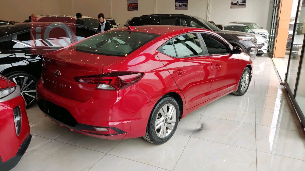هیوندای ئەلەنترا